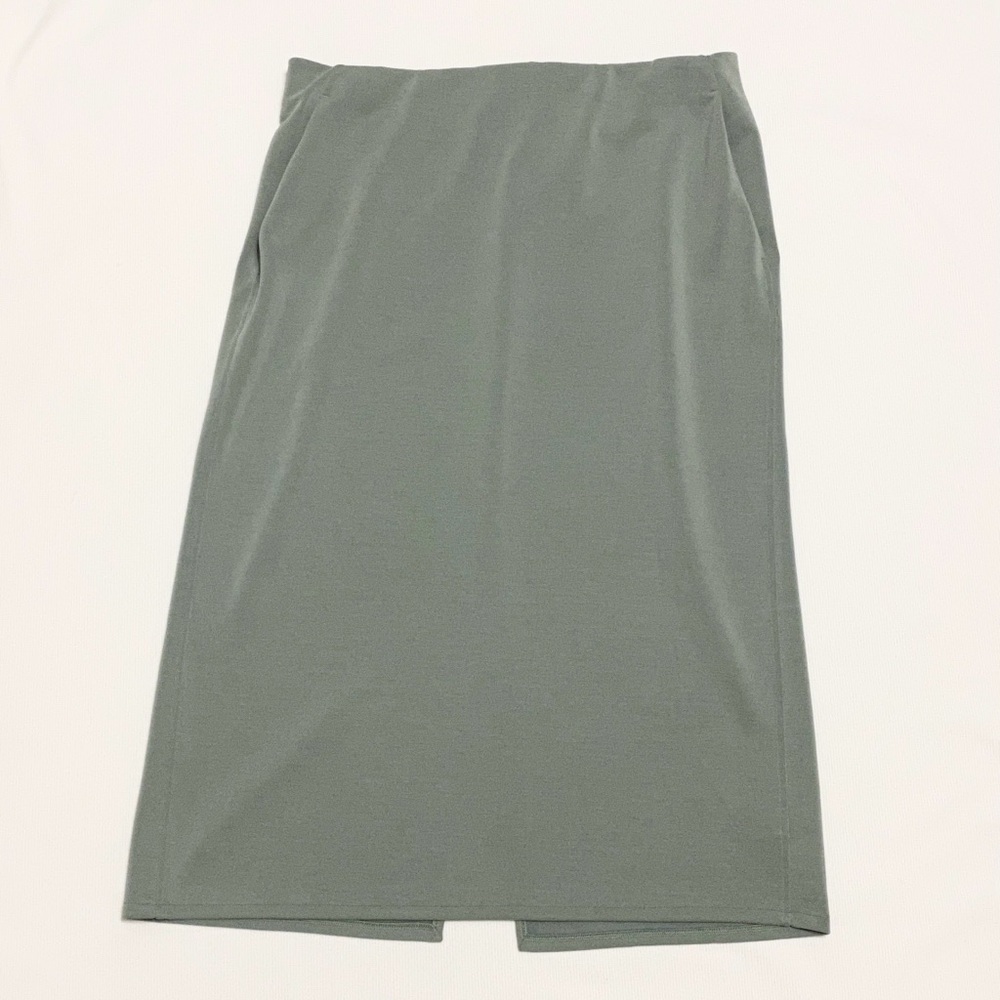 Lululemon Softstreme High-Rise Midi Skirt Grey Eucalyptus Green